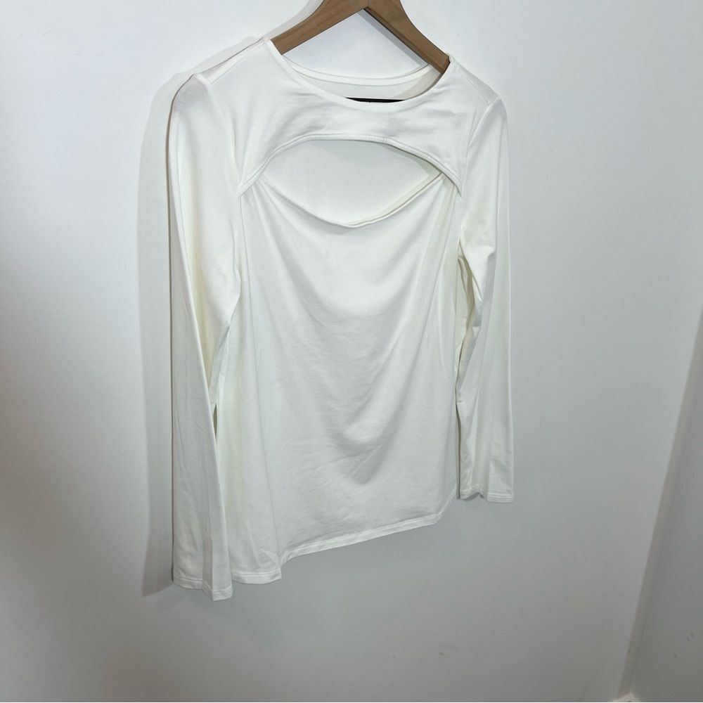 NWOT G.I.L.I. Long Sleeve Open Keyhole Top | Size M - Picture 3 of 8